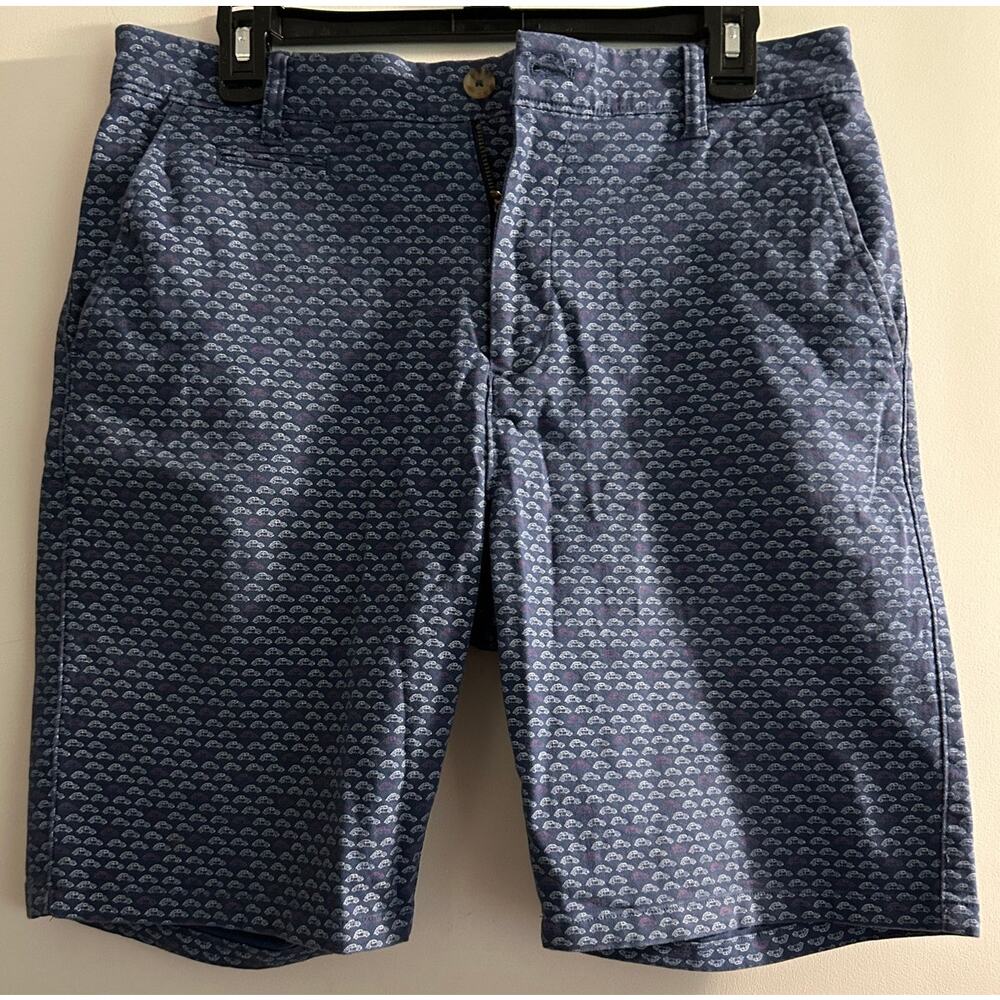 Johnnie-O's Men's shorts - Size 32 - Blue w/VW bug print